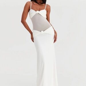 NWT Sasha Therese Amara Maxi Dress